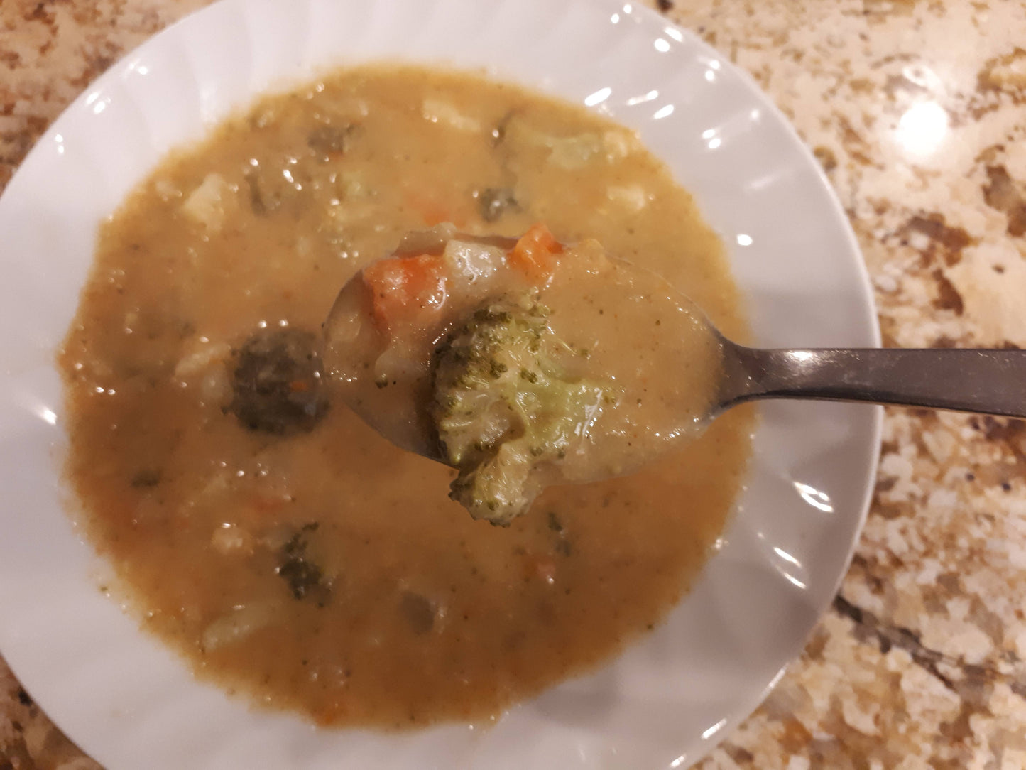 Healthy Broccoli & Cheese Soup